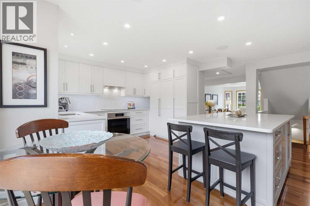 VIEW OF KITCHEN TO FRONT DINING AREA