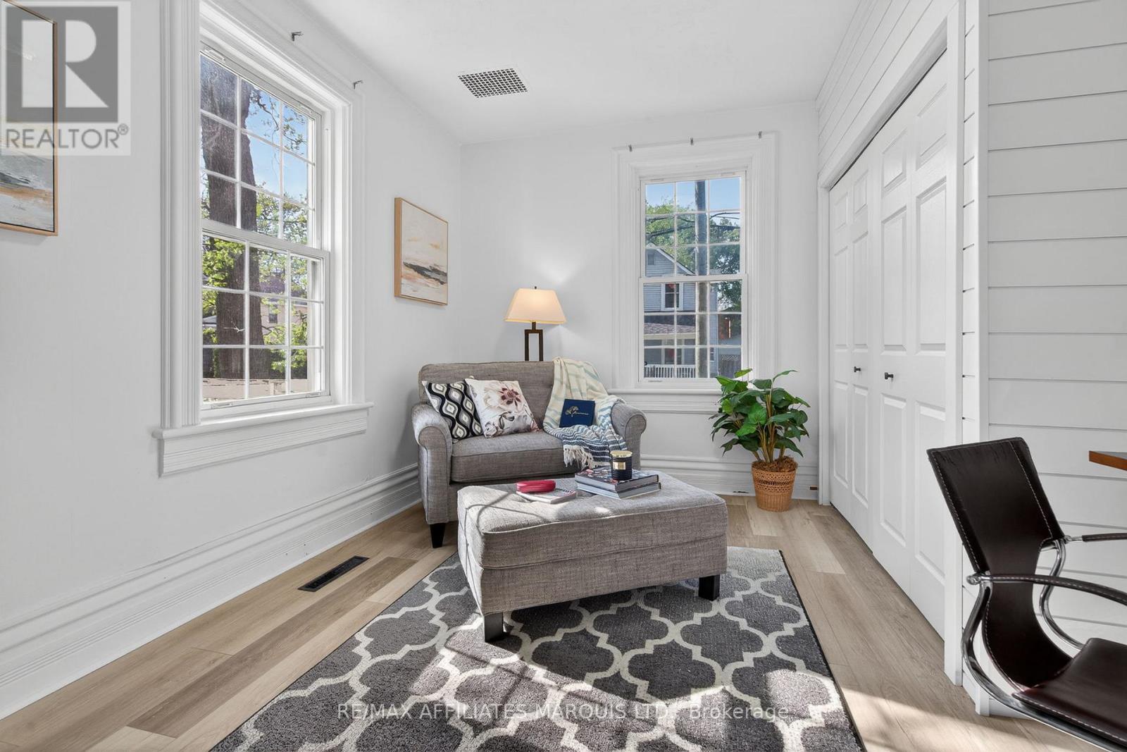 326 THIRD STREET E - 12