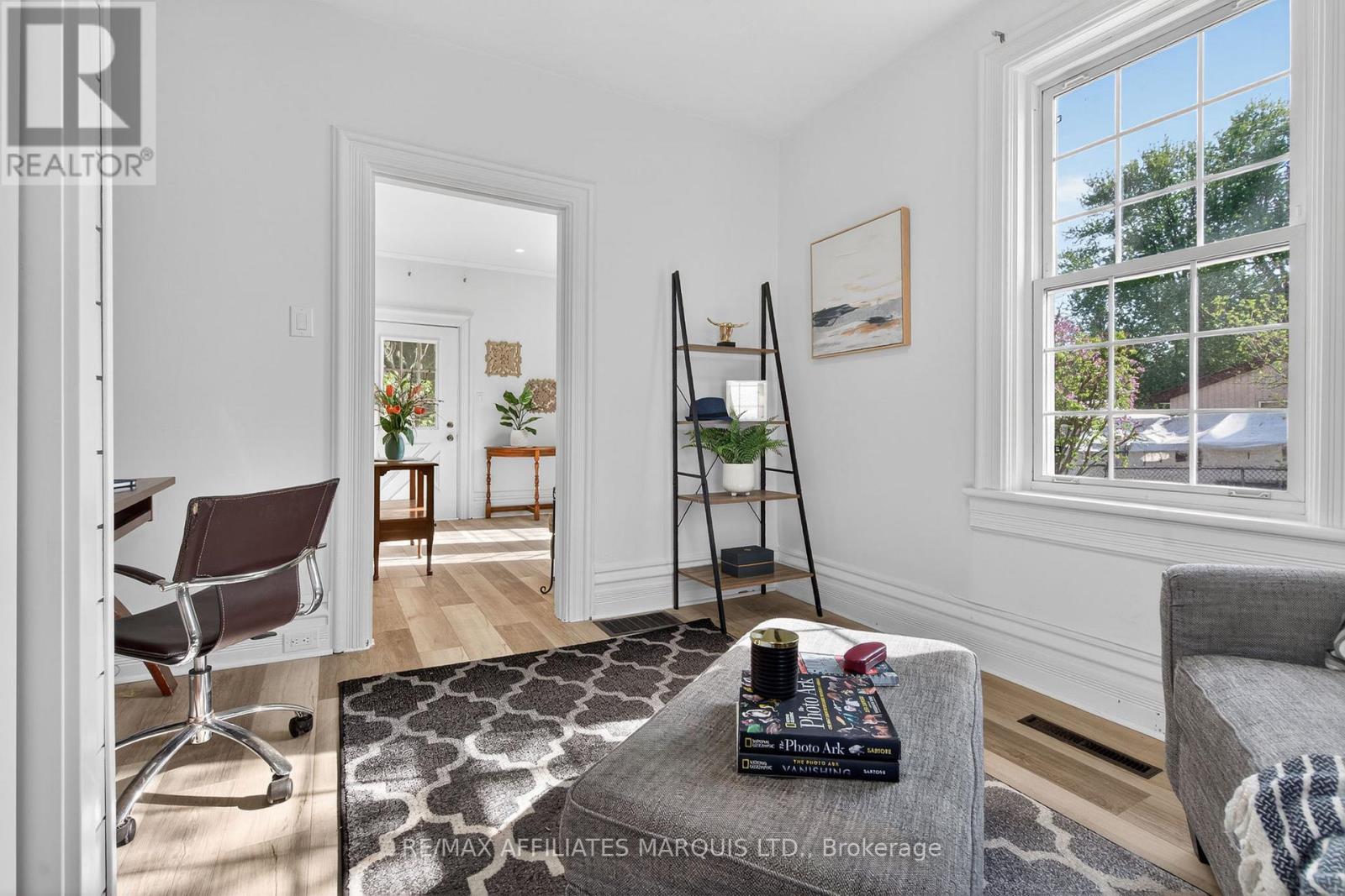 326 THIRD STREET E - 14