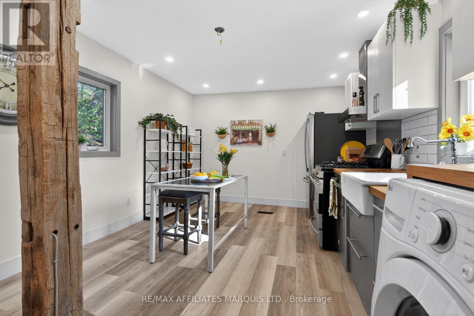 326 THIRD STREET E - 20