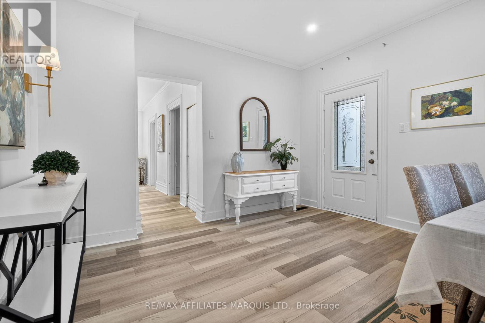 326 THIRD STREET E - 29
