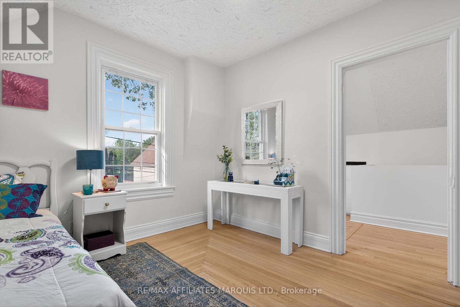 326 THIRD STREET E - 39