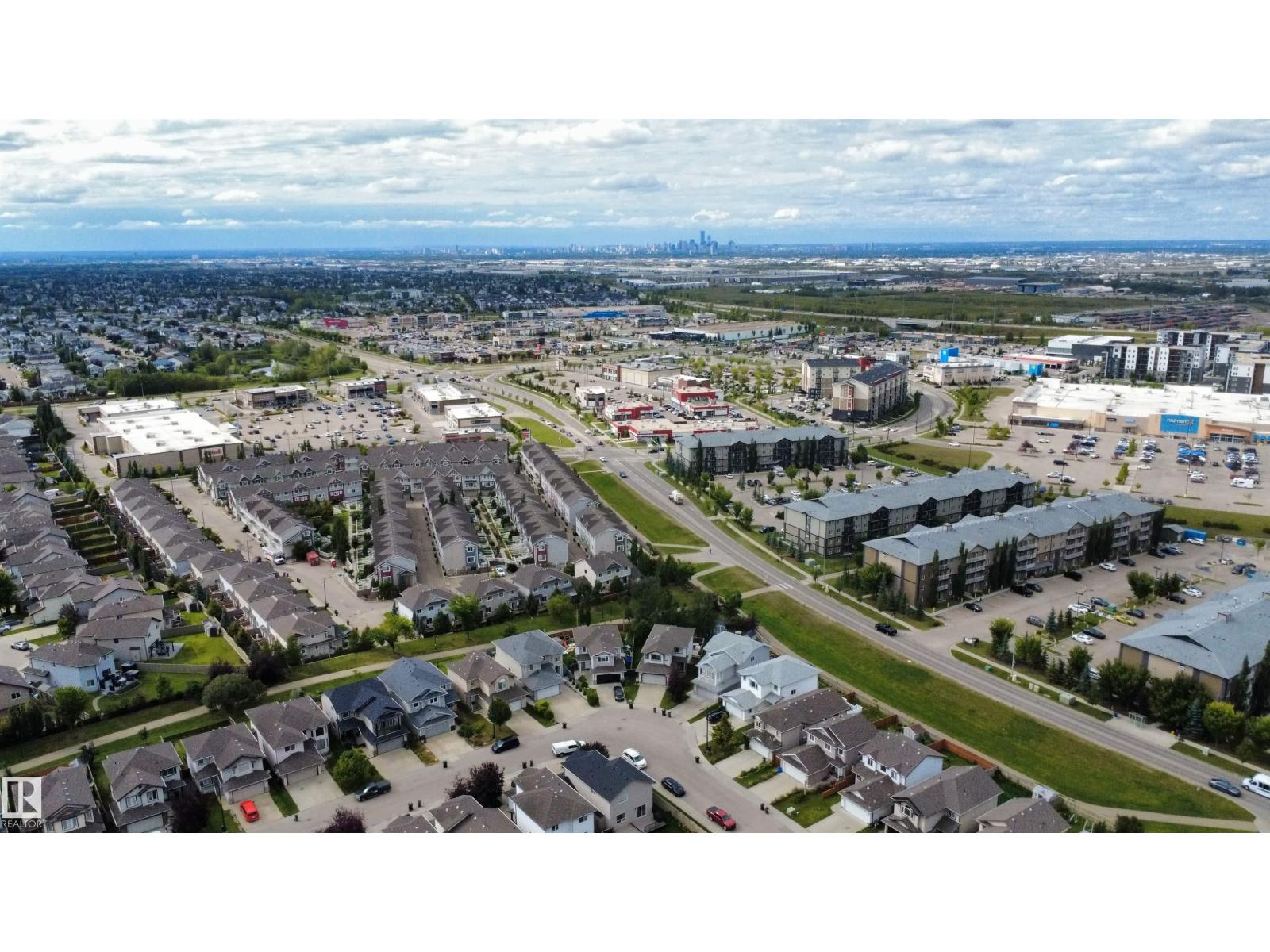1216 37C AV NW NW - 31