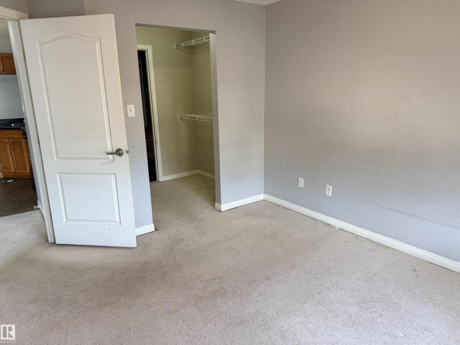 #2202 320 CLAREVIEW STATION DR NW — photo 10