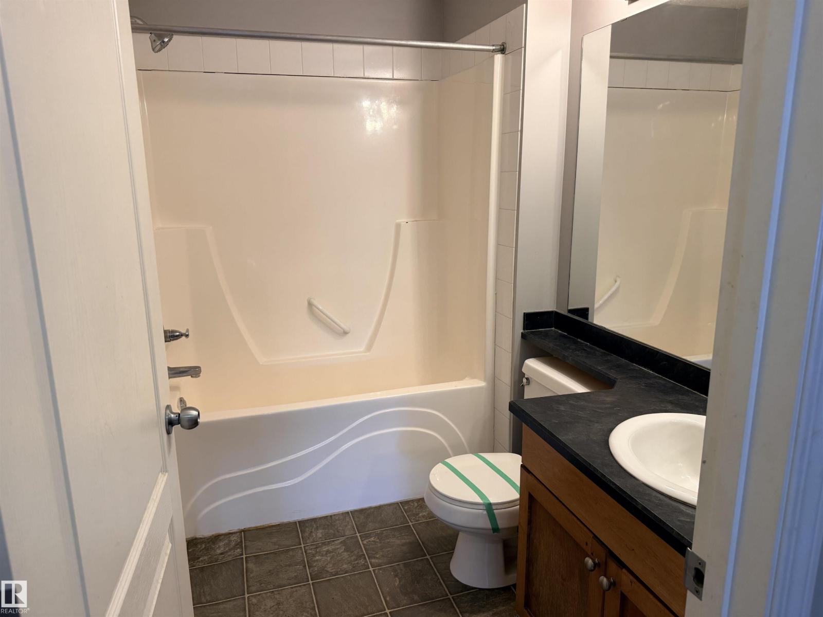 #2202 320 CLAREVIEW STATION DR NW — photo 11