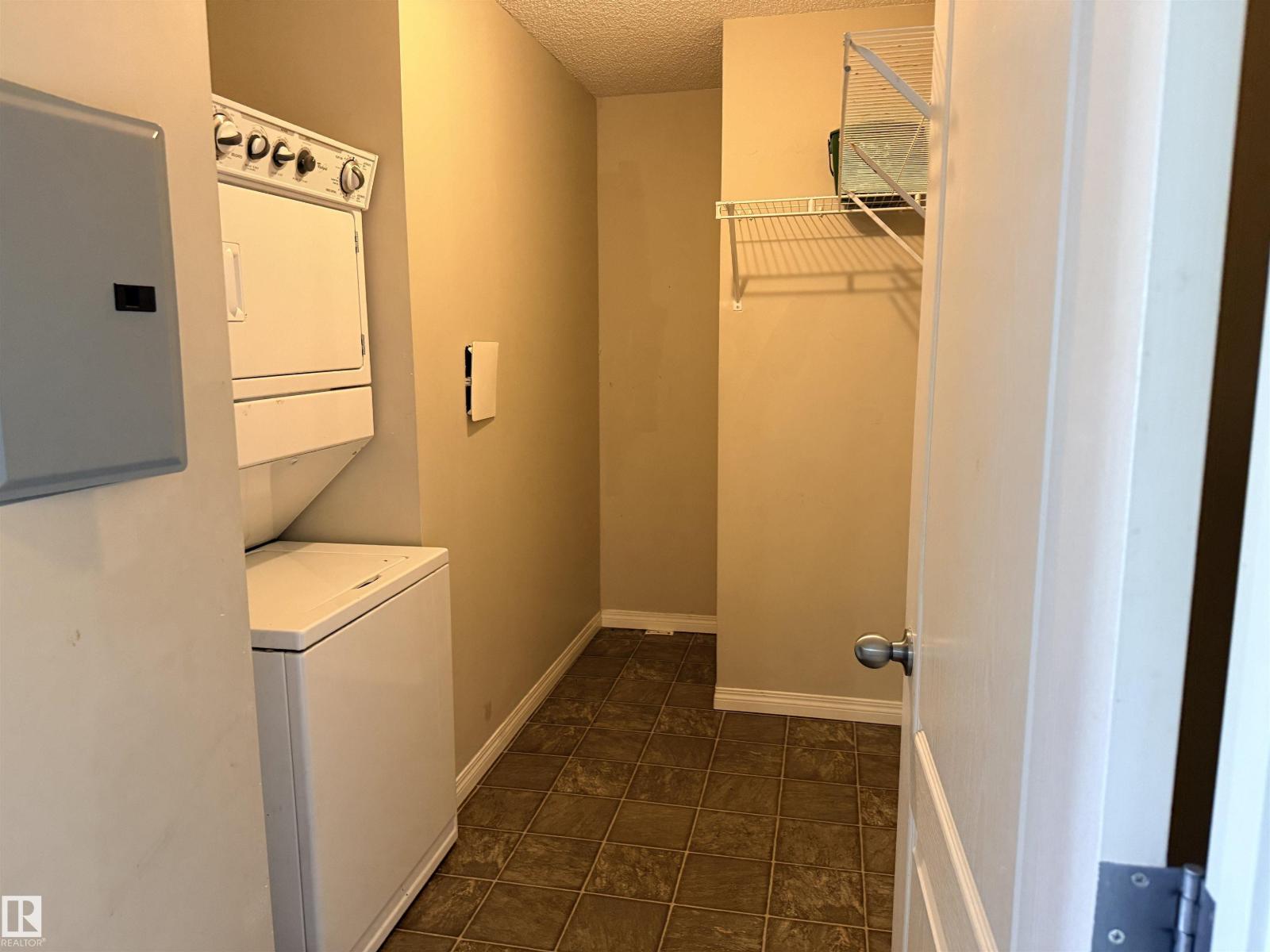 #2202 320 CLAREVIEW STATION DR NW — photo 6