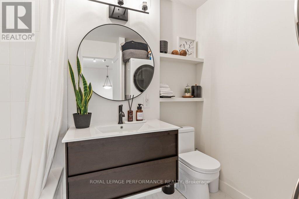 216 BADGELEY AVENUE - 31