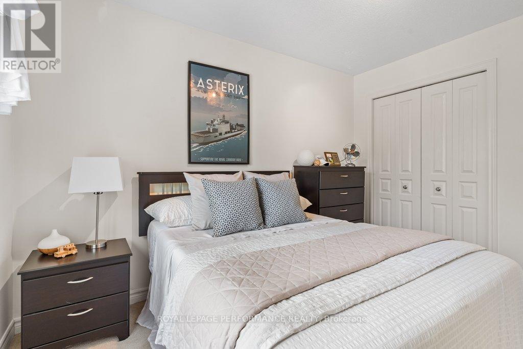 216 BADGELEY AVENUE - 35