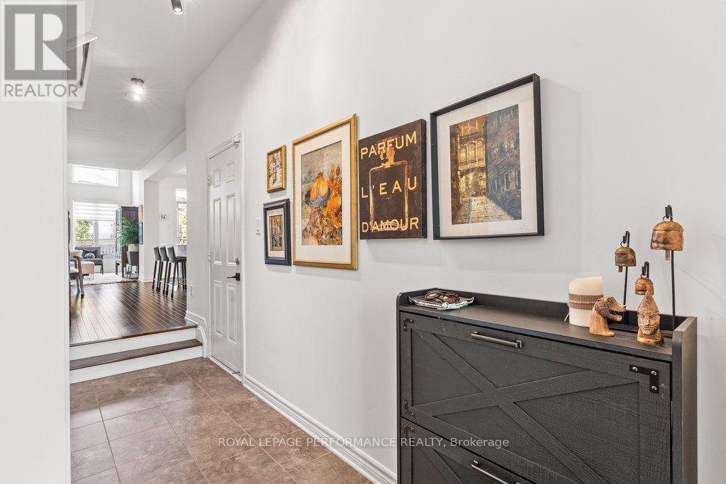 216 BADGELEY AVENUE - 4