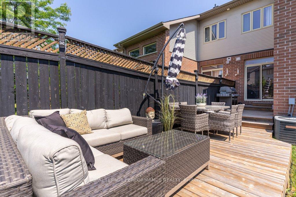 216 BADGELEY AVENUE - 43