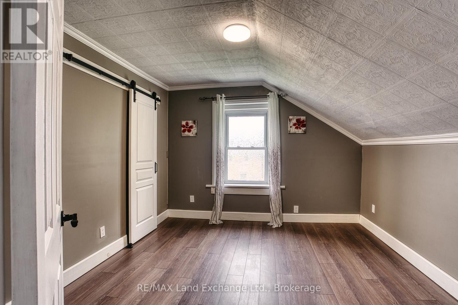447 GODERICH STREET - Image 24