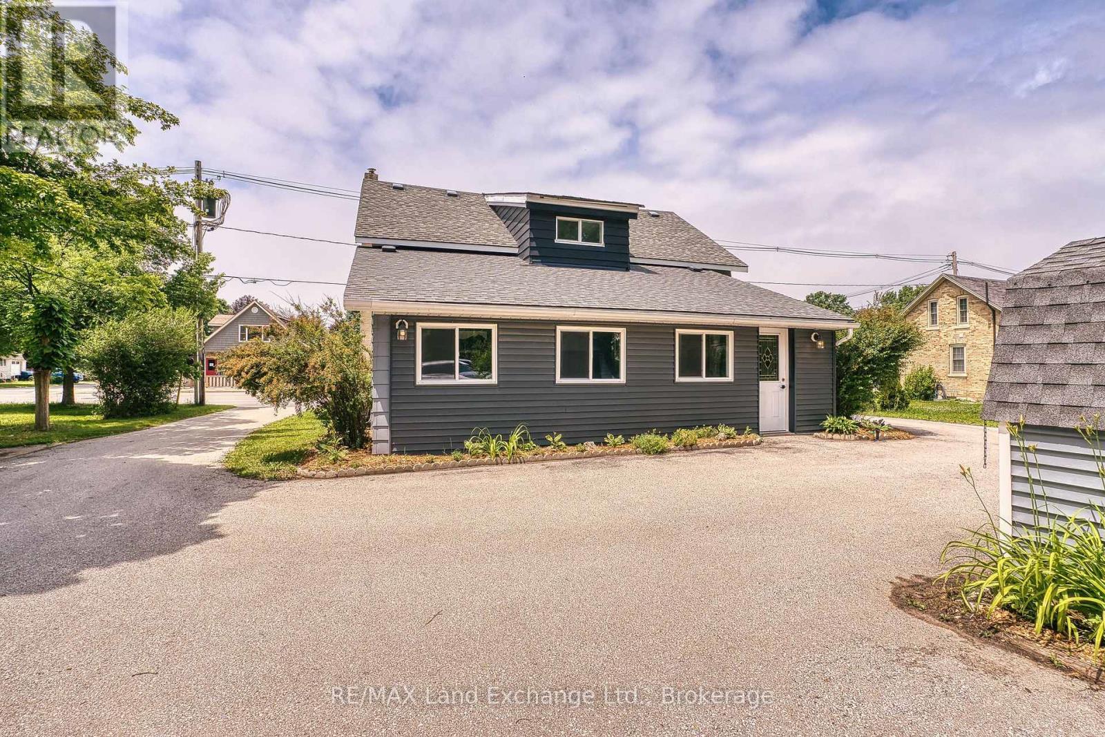447 GODERICH STREET - Image 33