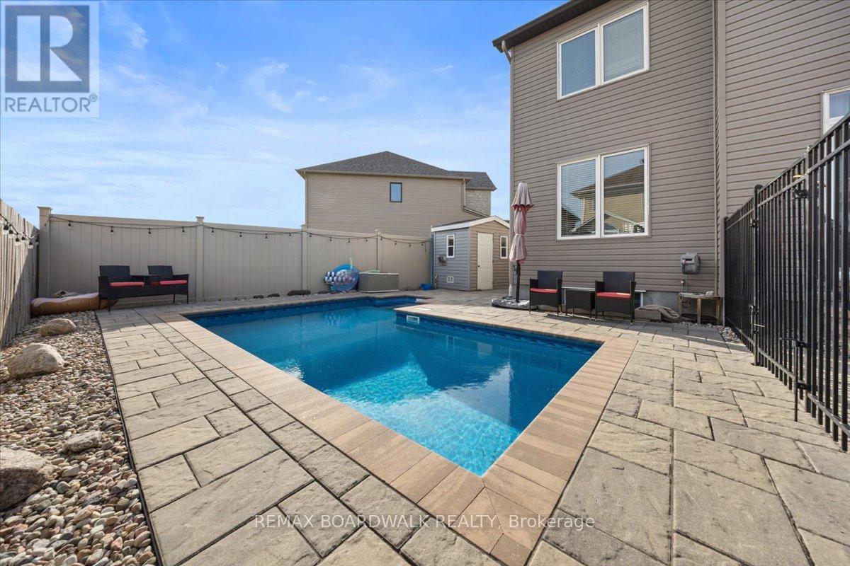 Heated Saltwater Pool!