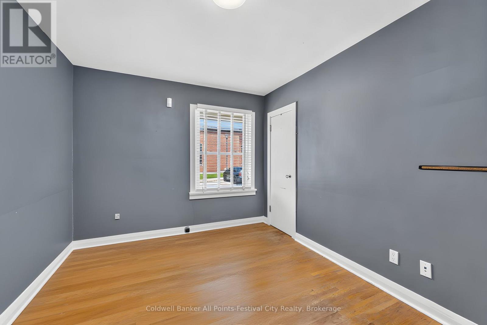 21 WATERLOO STREET S - 15