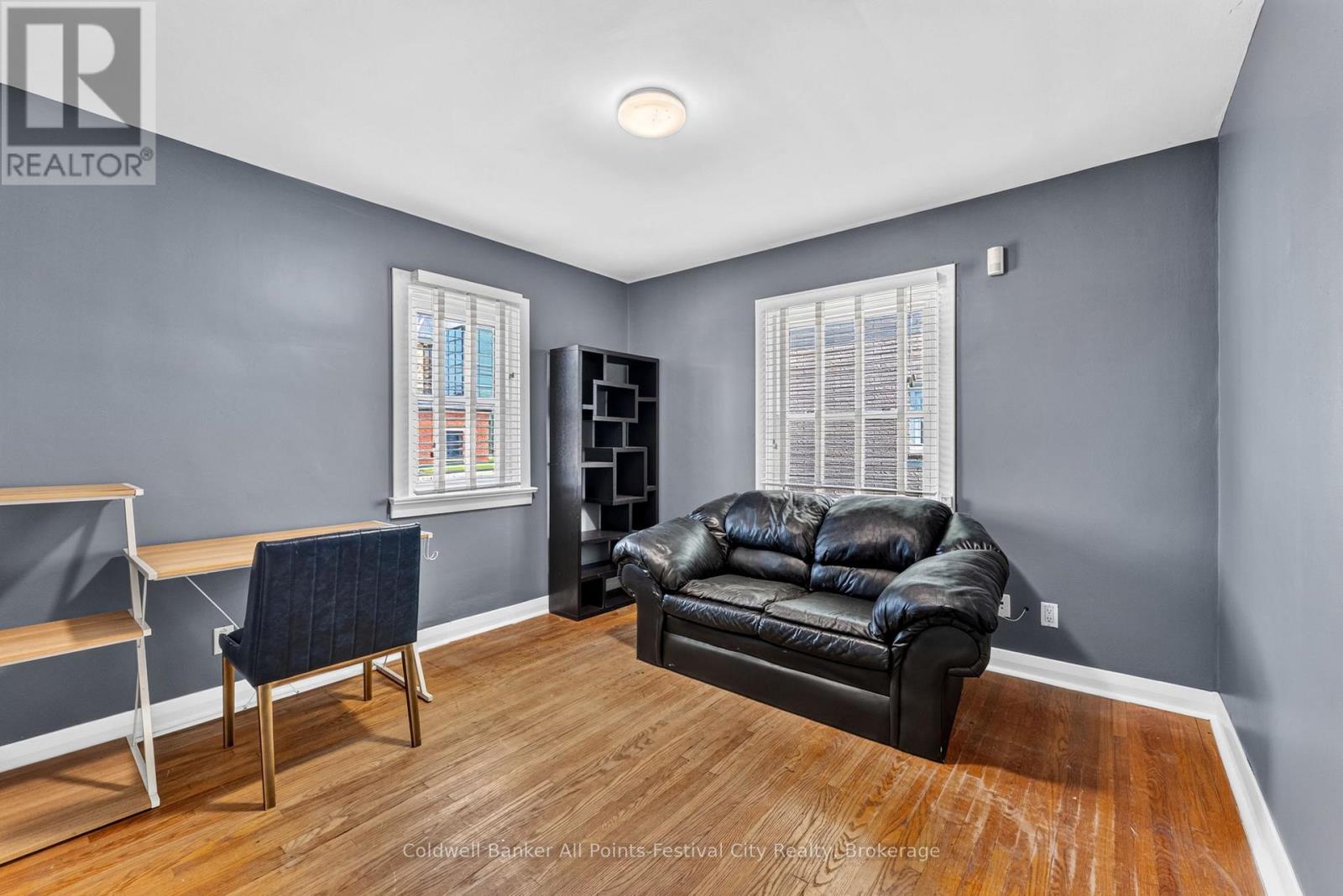 21 WATERLOO STREET S - 17