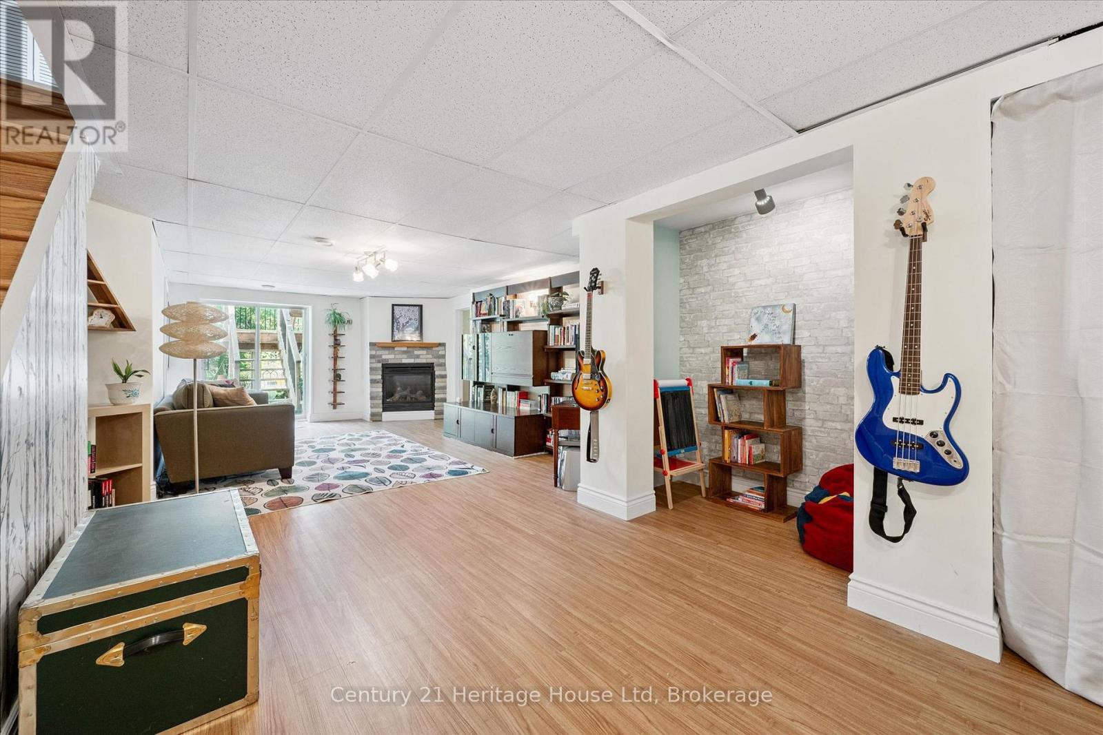 195 JACKSON STREET - 30