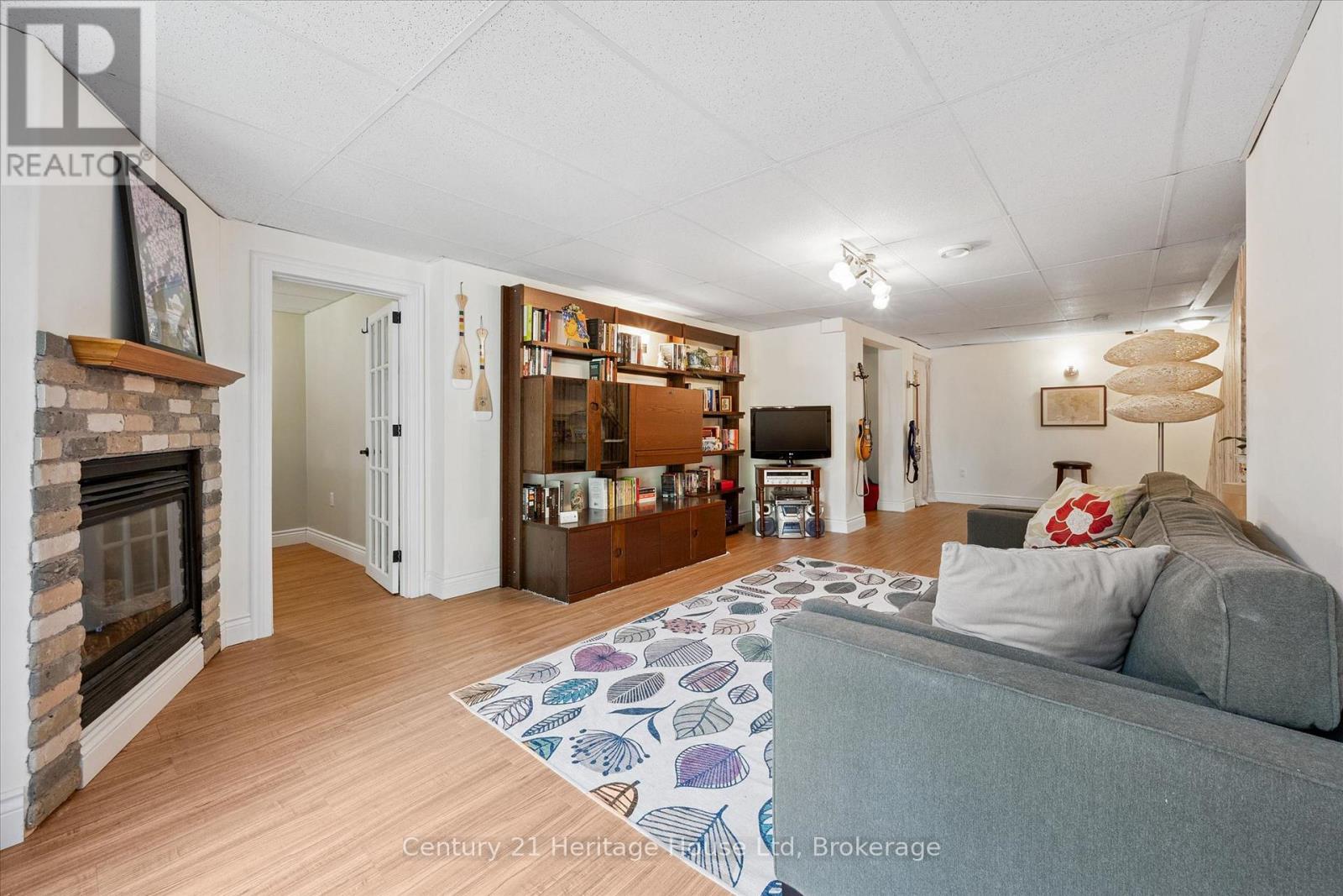 195 JACKSON STREET - 36