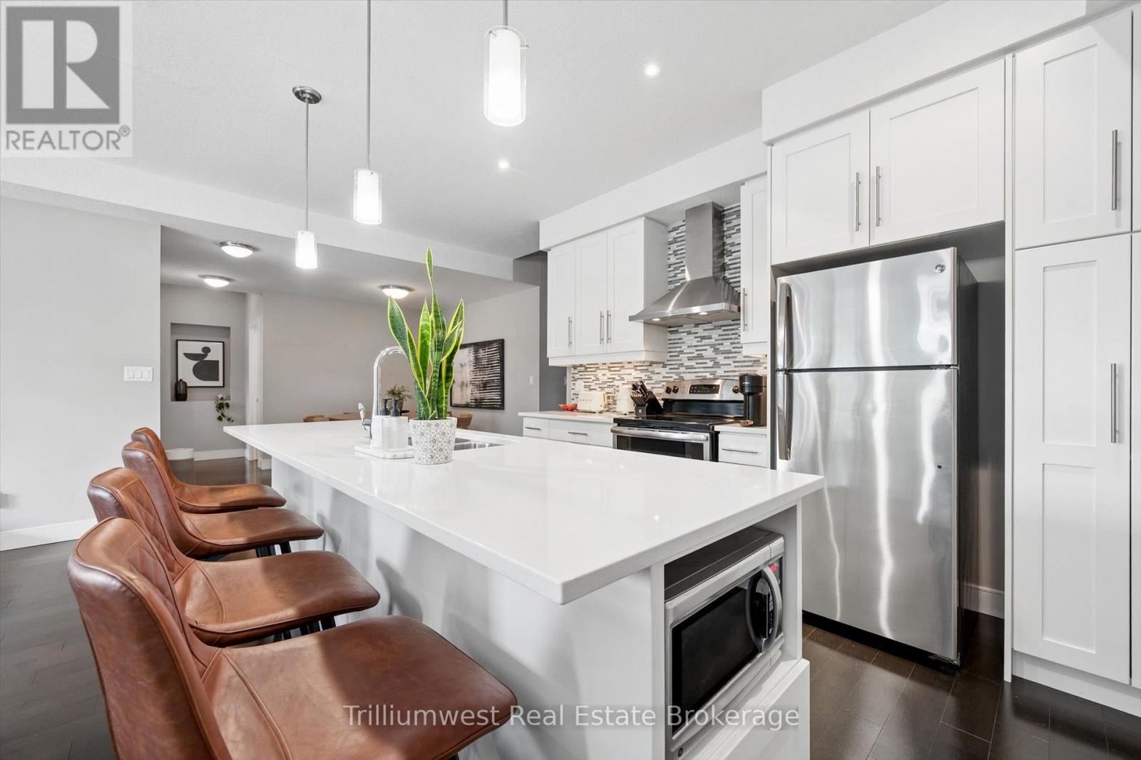 #9 32 ARKELL ROAD - 4