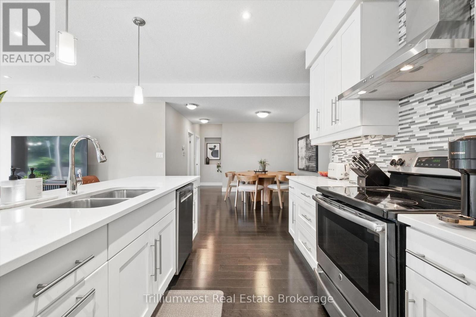 #9 32 ARKELL ROAD - 9
