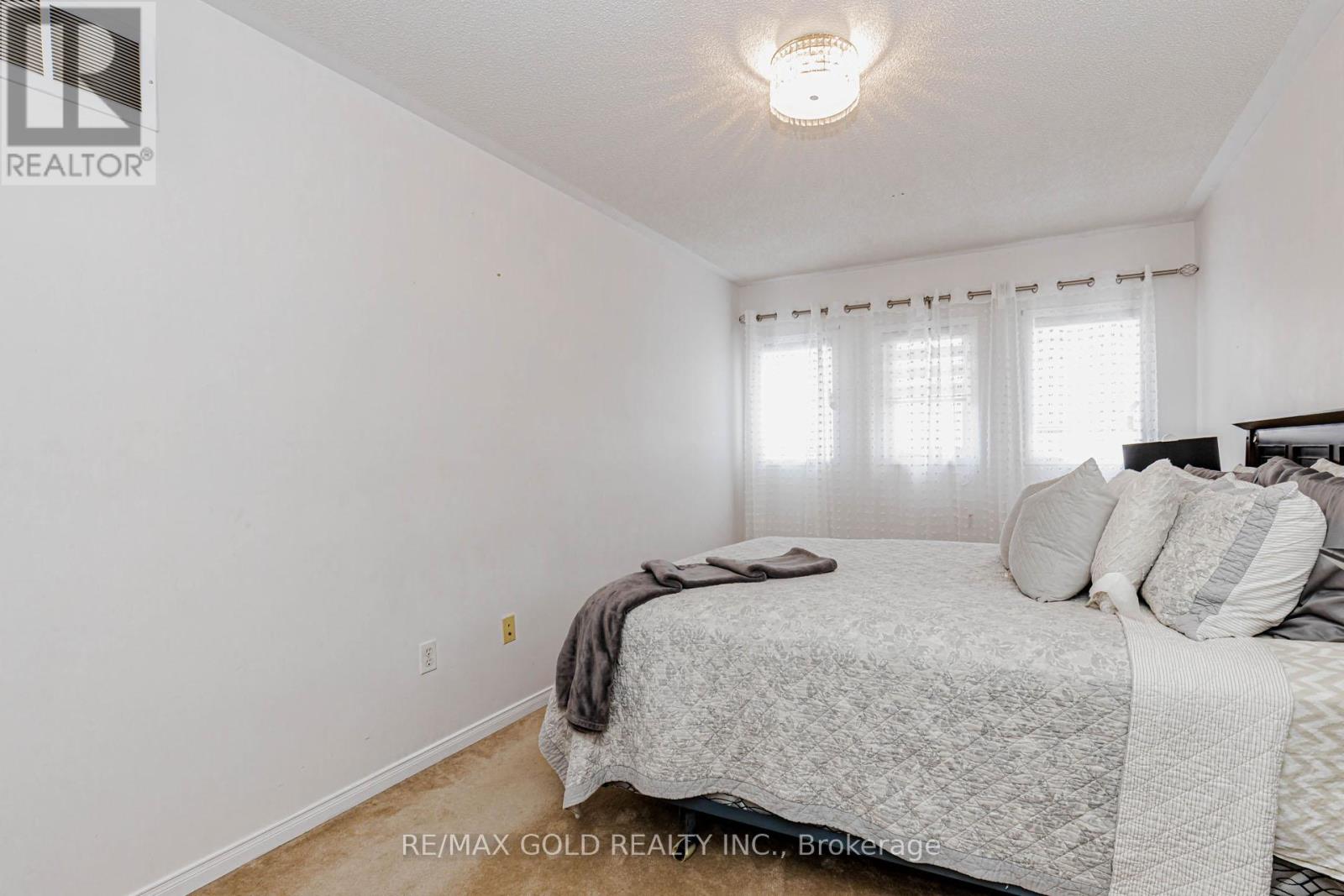 118 ALBRIGHT ROAD - 25