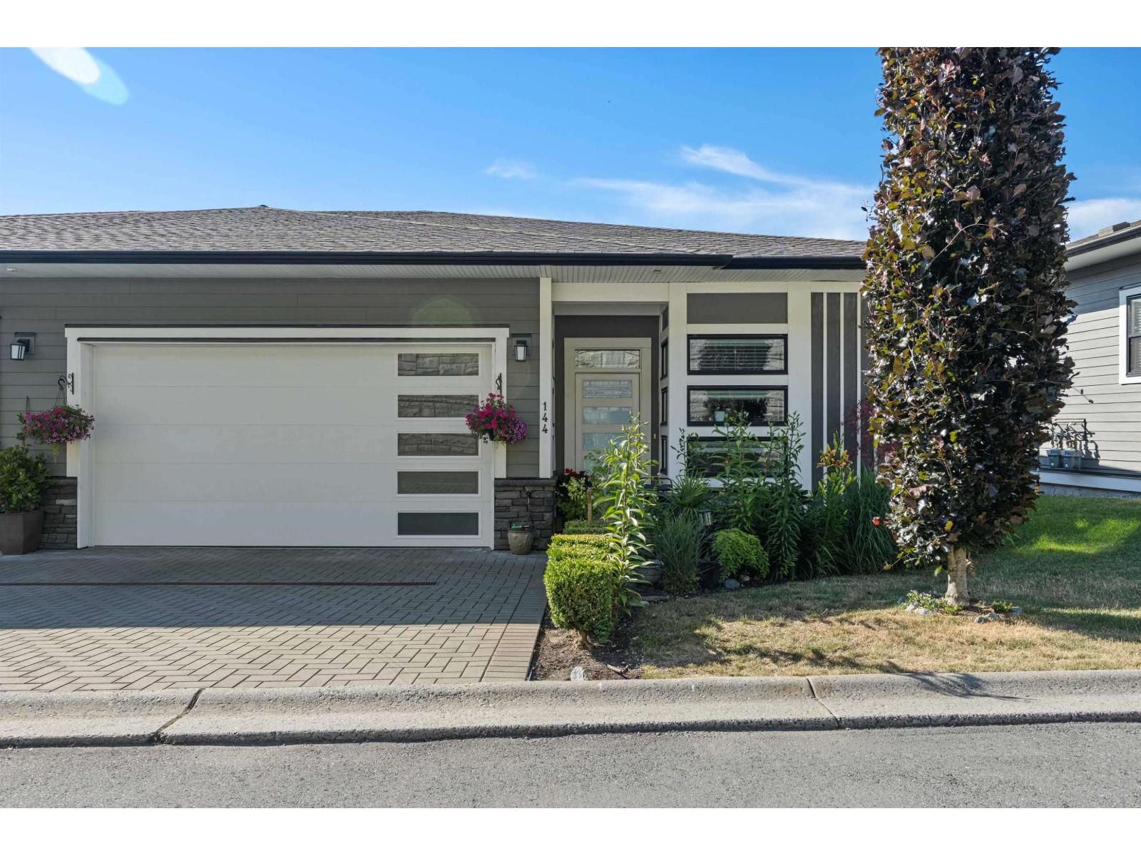 144 51096 FALLS COURT, Eastern Hillsides