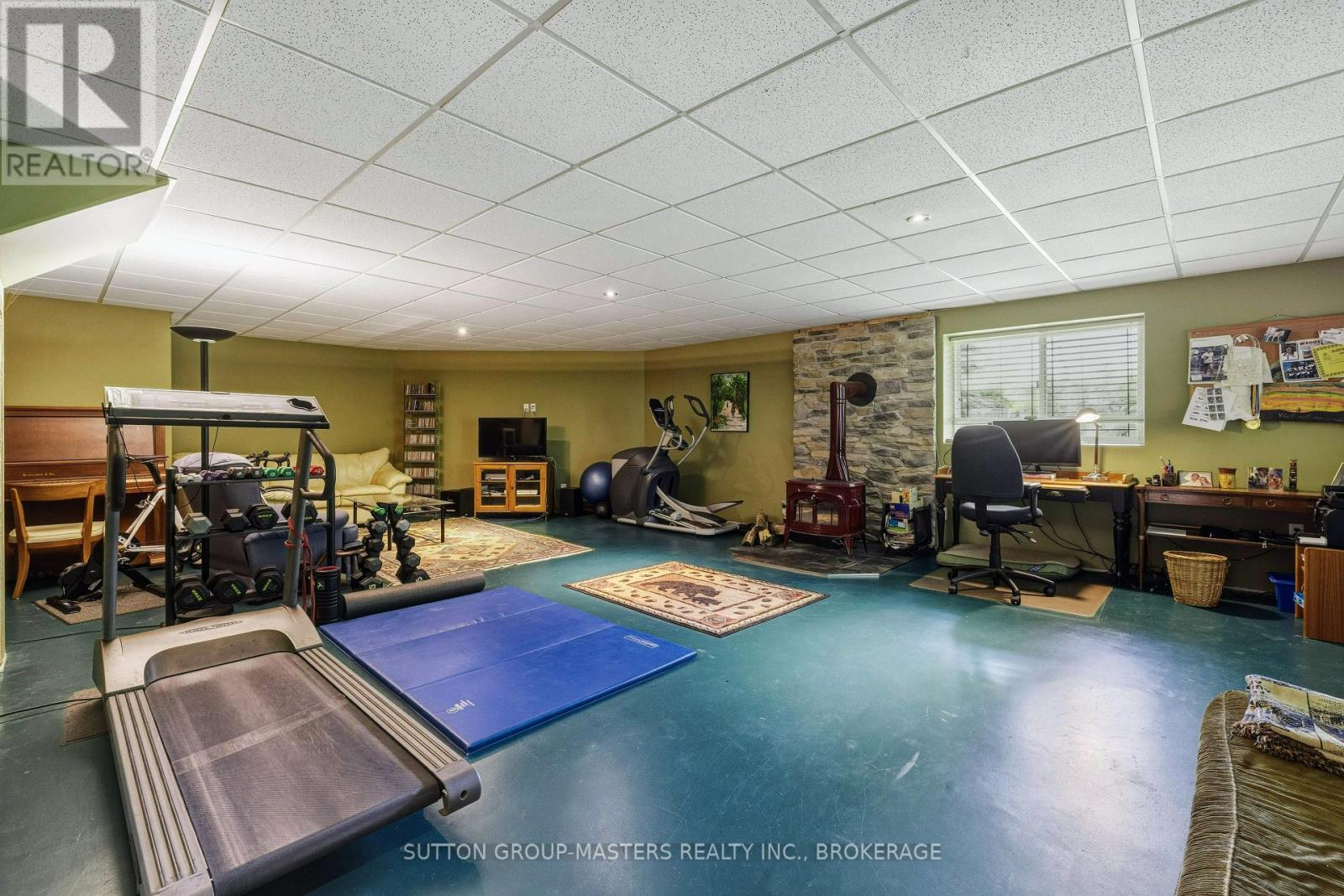 139 COUNTRY WOODS DRIVE - 21