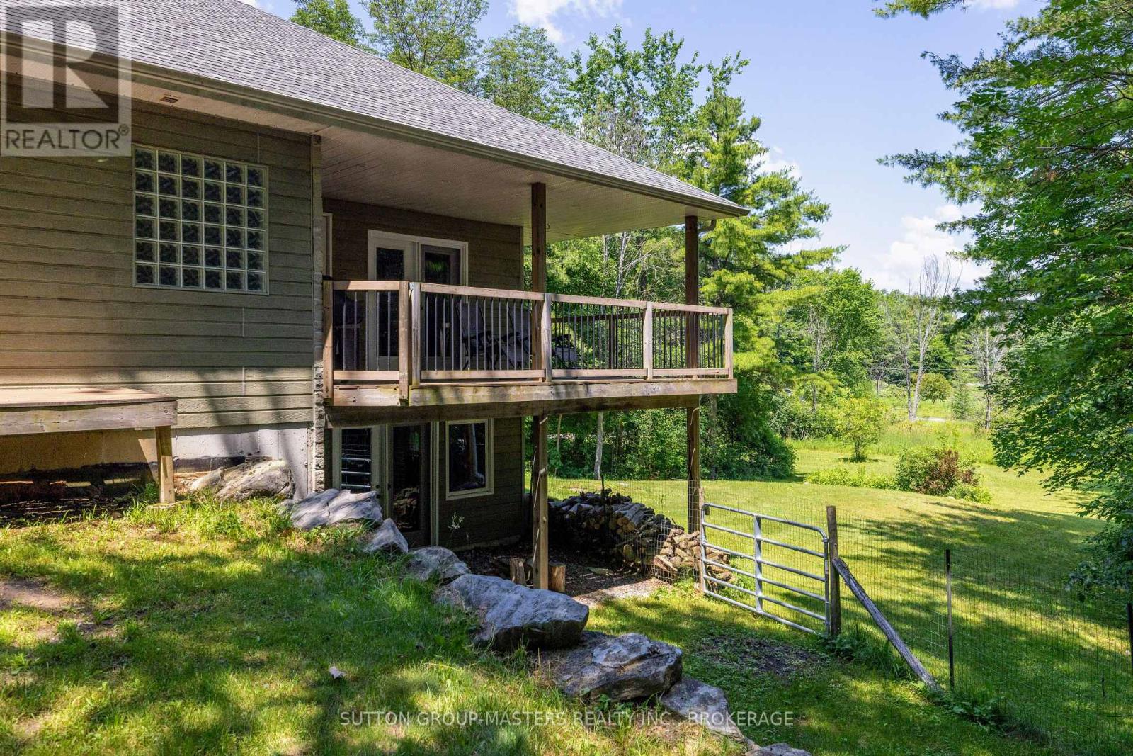 139 COUNTRY WOODS DRIVE - 36