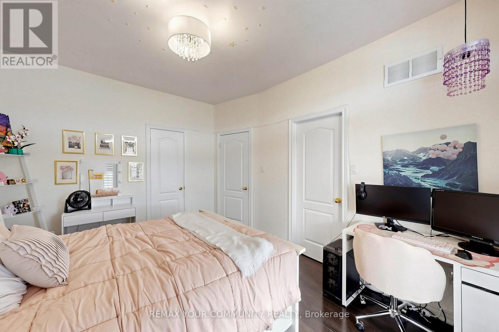 67 SAND VALLEY STREET - 32