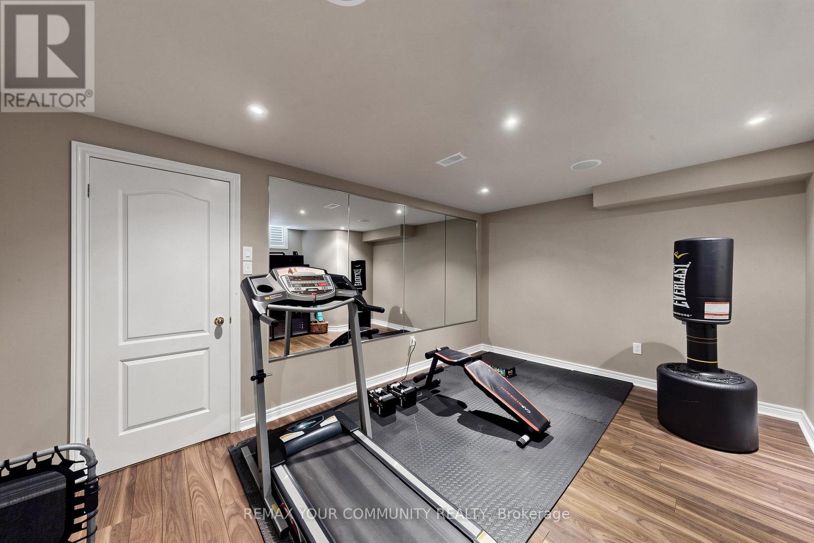 67 SAND VALLEY STREET - 43