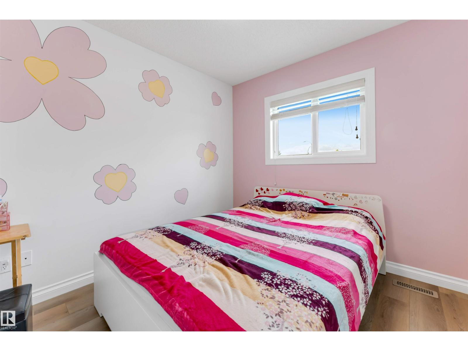 3332 43 ST NW — photo 34