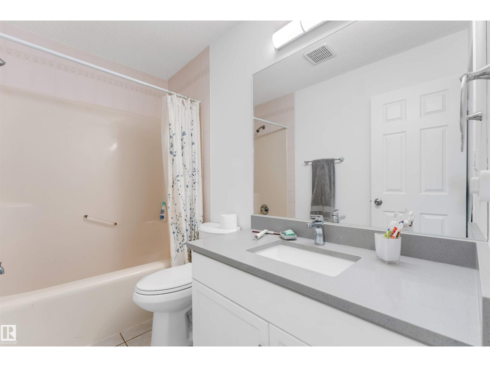 3332 43 ST NW — photo 42