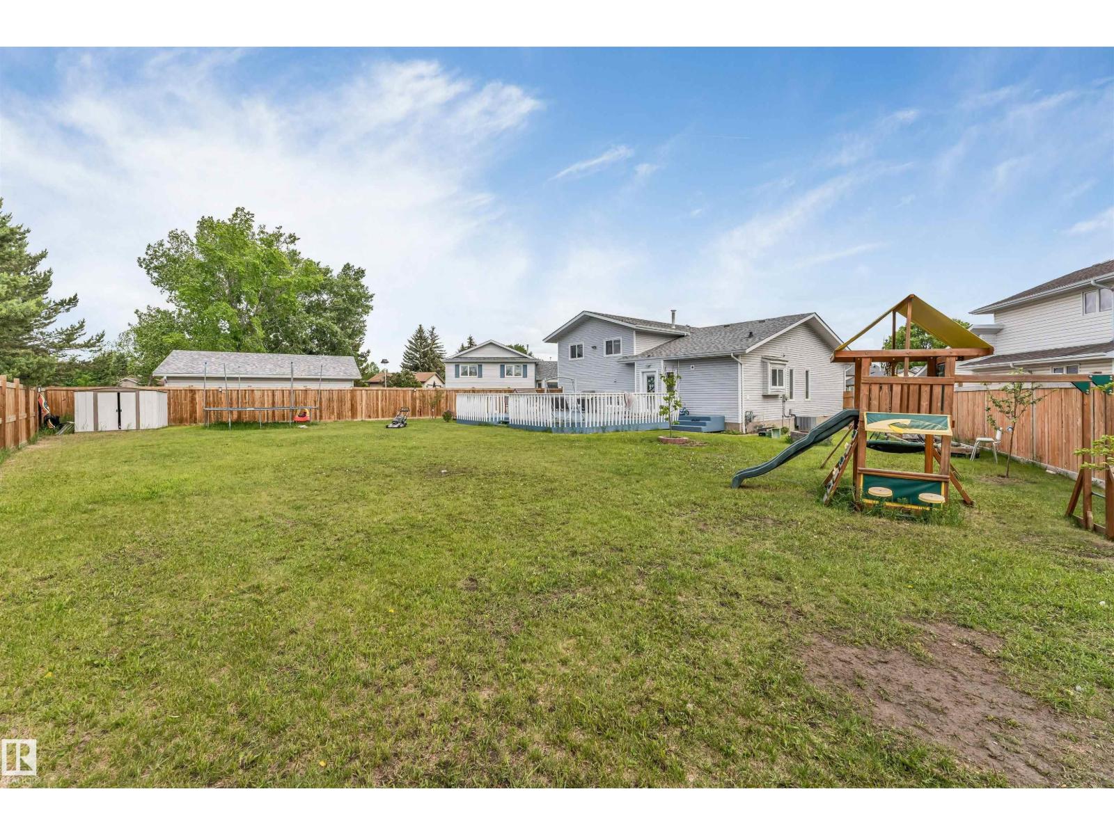 3332 43 ST NW - photo 5