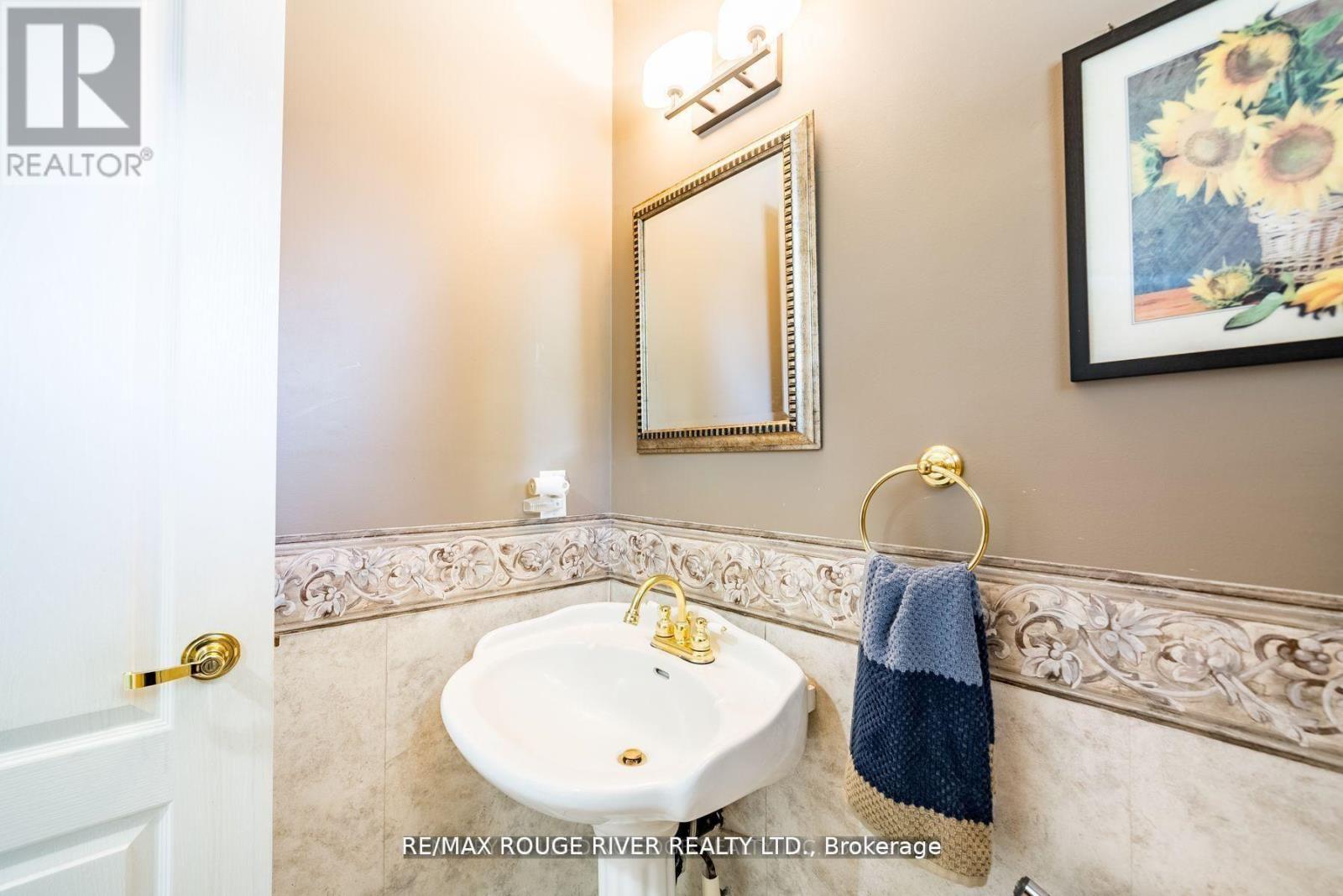 880 CASTLEGROVE AVENUE - 15