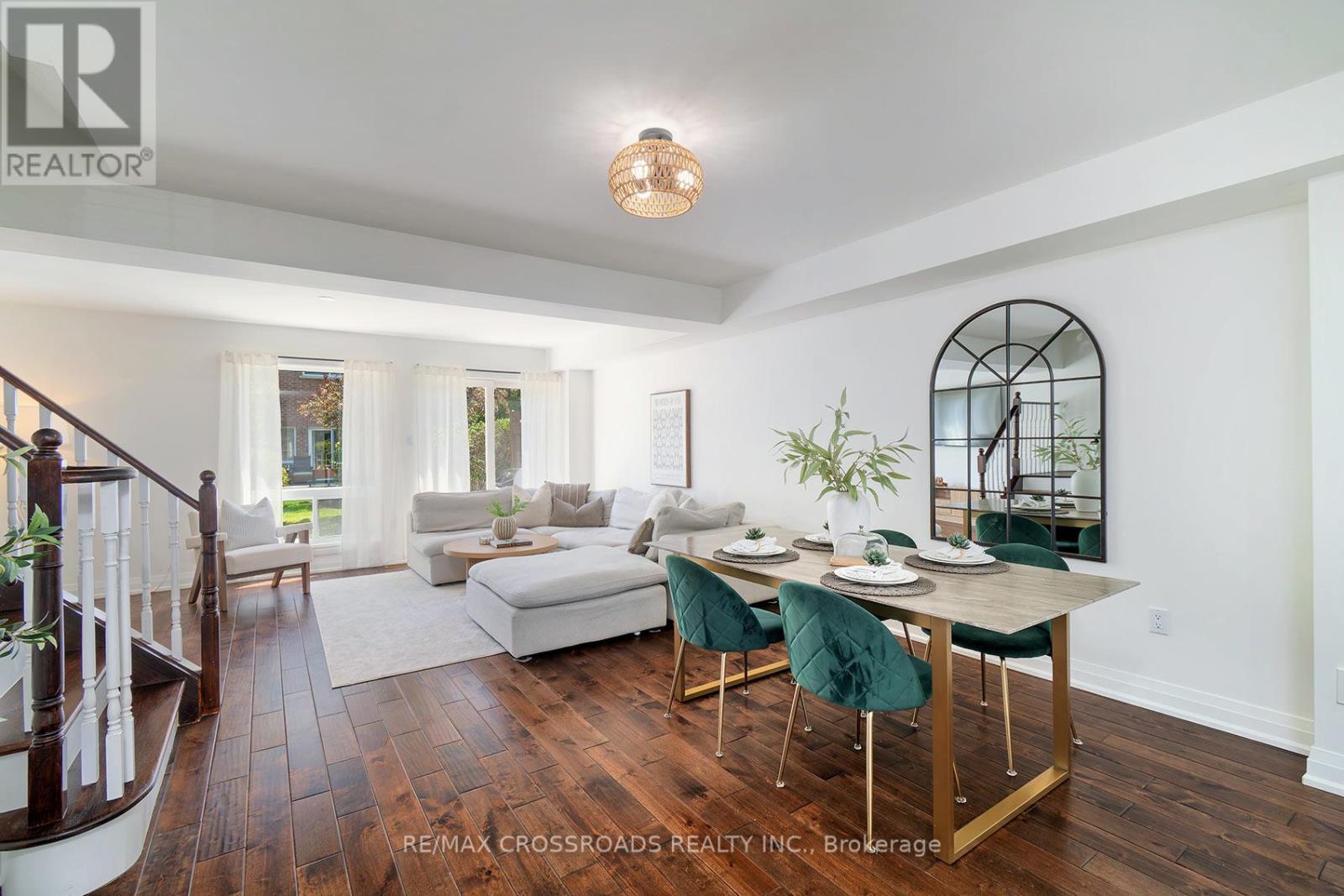 35 TORR LANE - 16