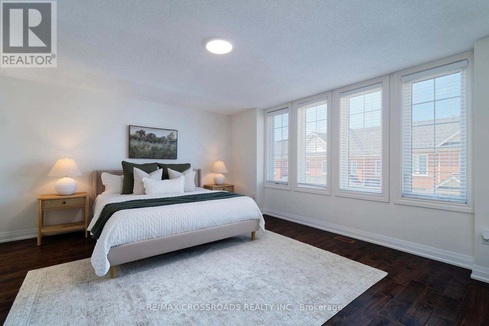 35 TORR LANE - 17