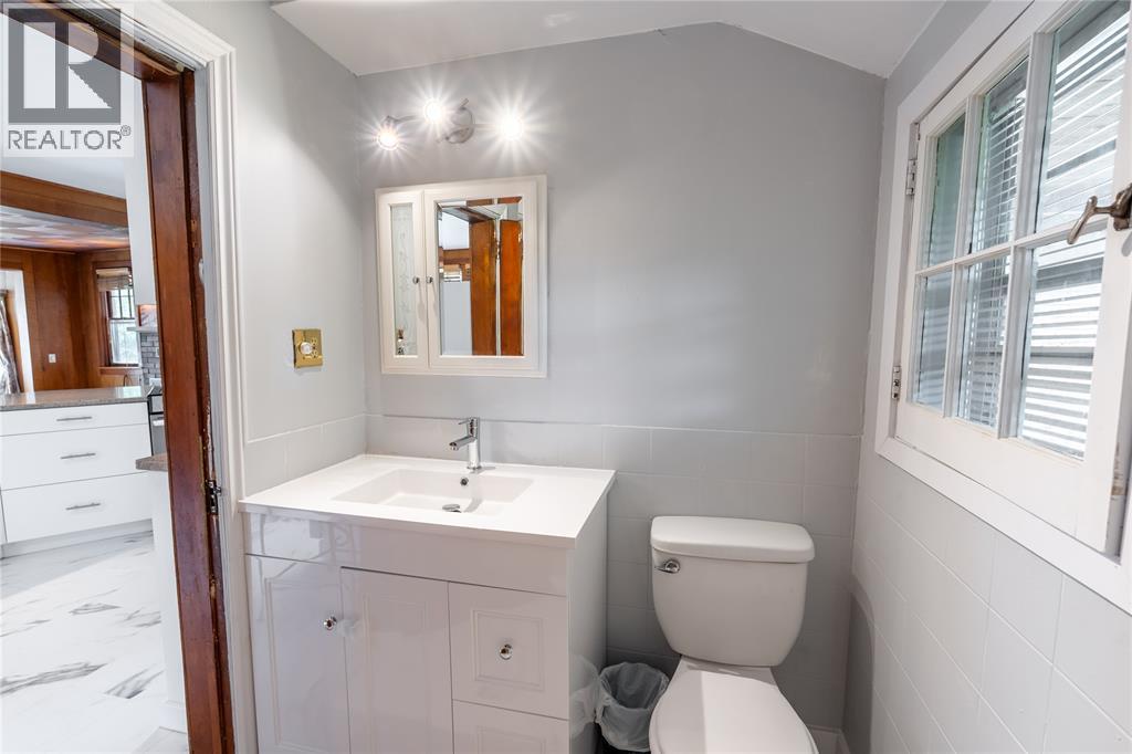 2807 ST CLAIR PARKWAY - 22