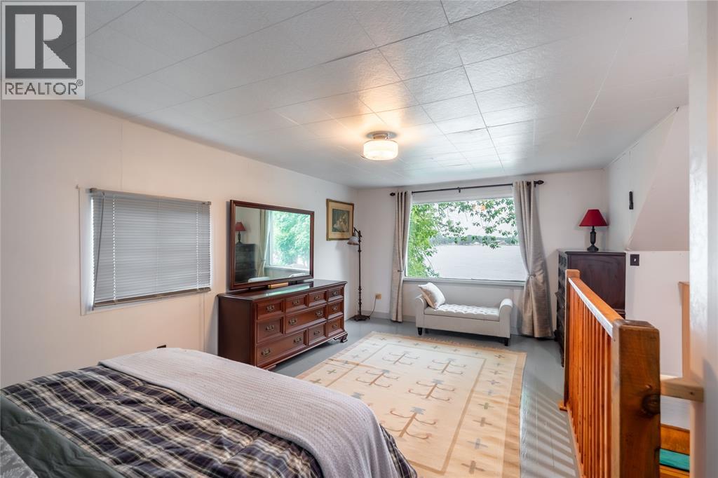 2807 ST CLAIR PARKWAY - 27
