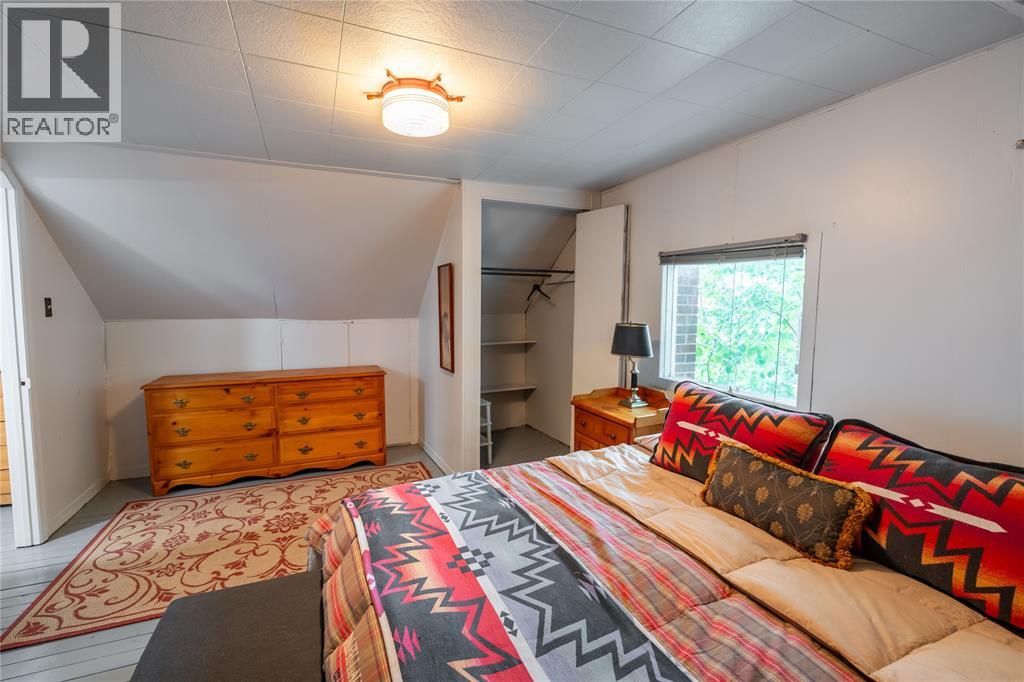 2807 ST CLAIR PARKWAY - 30