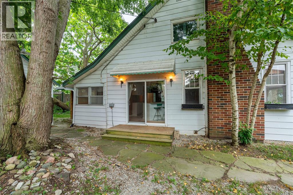 2807 ST CLAIR PARKWAY - 41