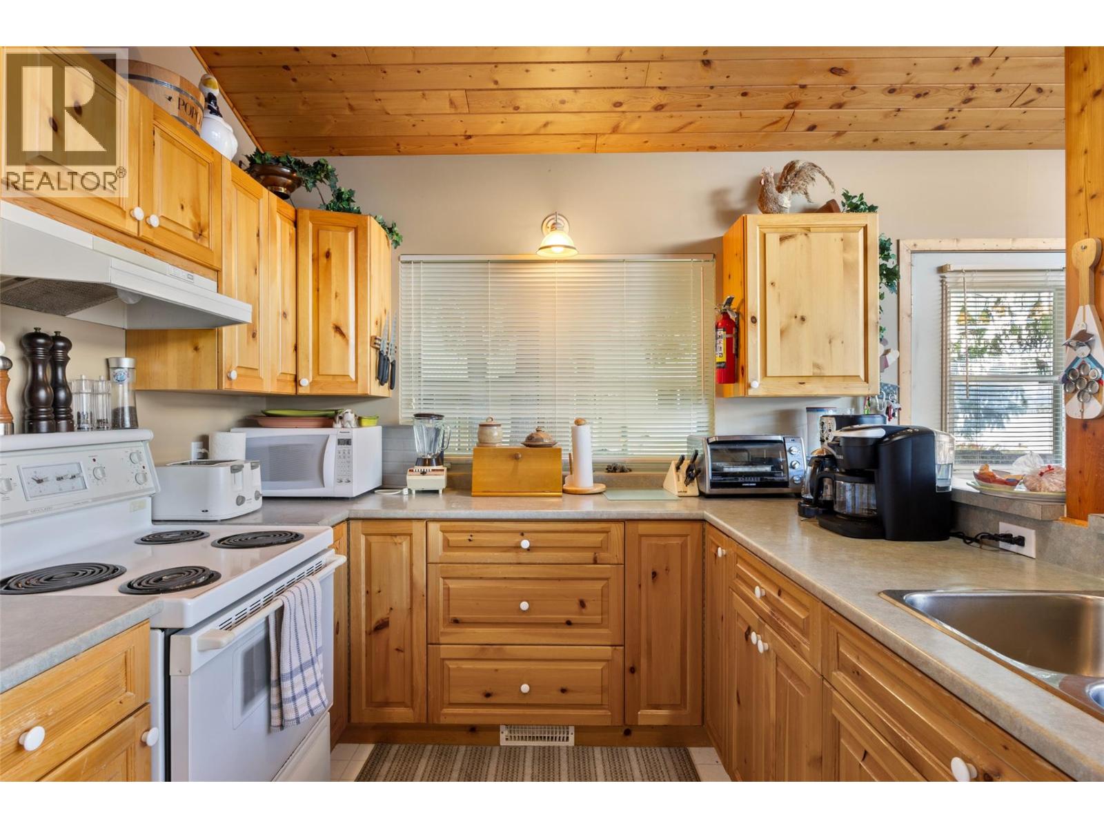 1837 Archibald Road Unit# 125, Blind Bay