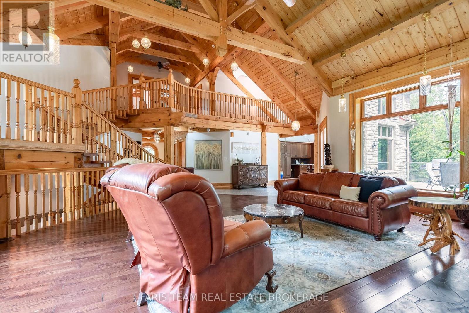 636 HARBOUR STREET - 17