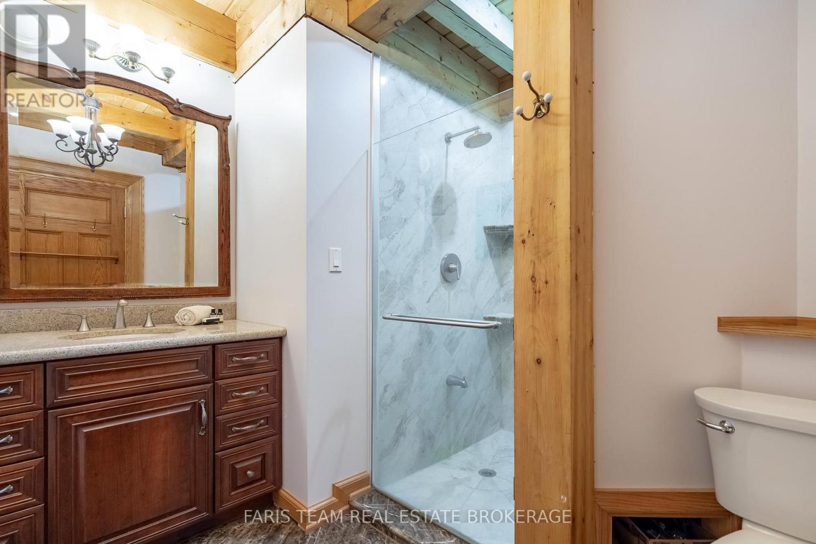 636 HARBOUR STREET - 20