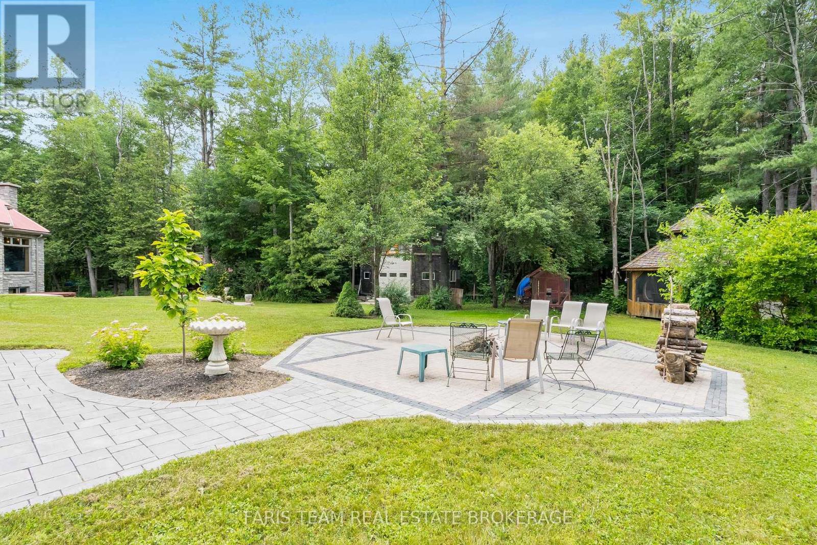 636 HARBOUR STREET - 39
