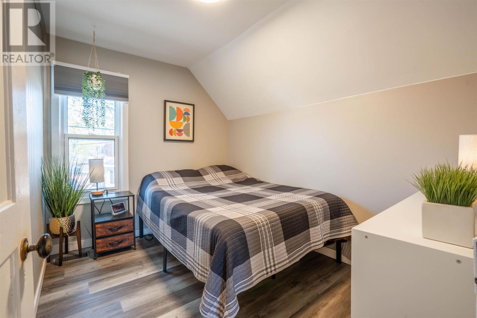 117 Biggings AVE - 23