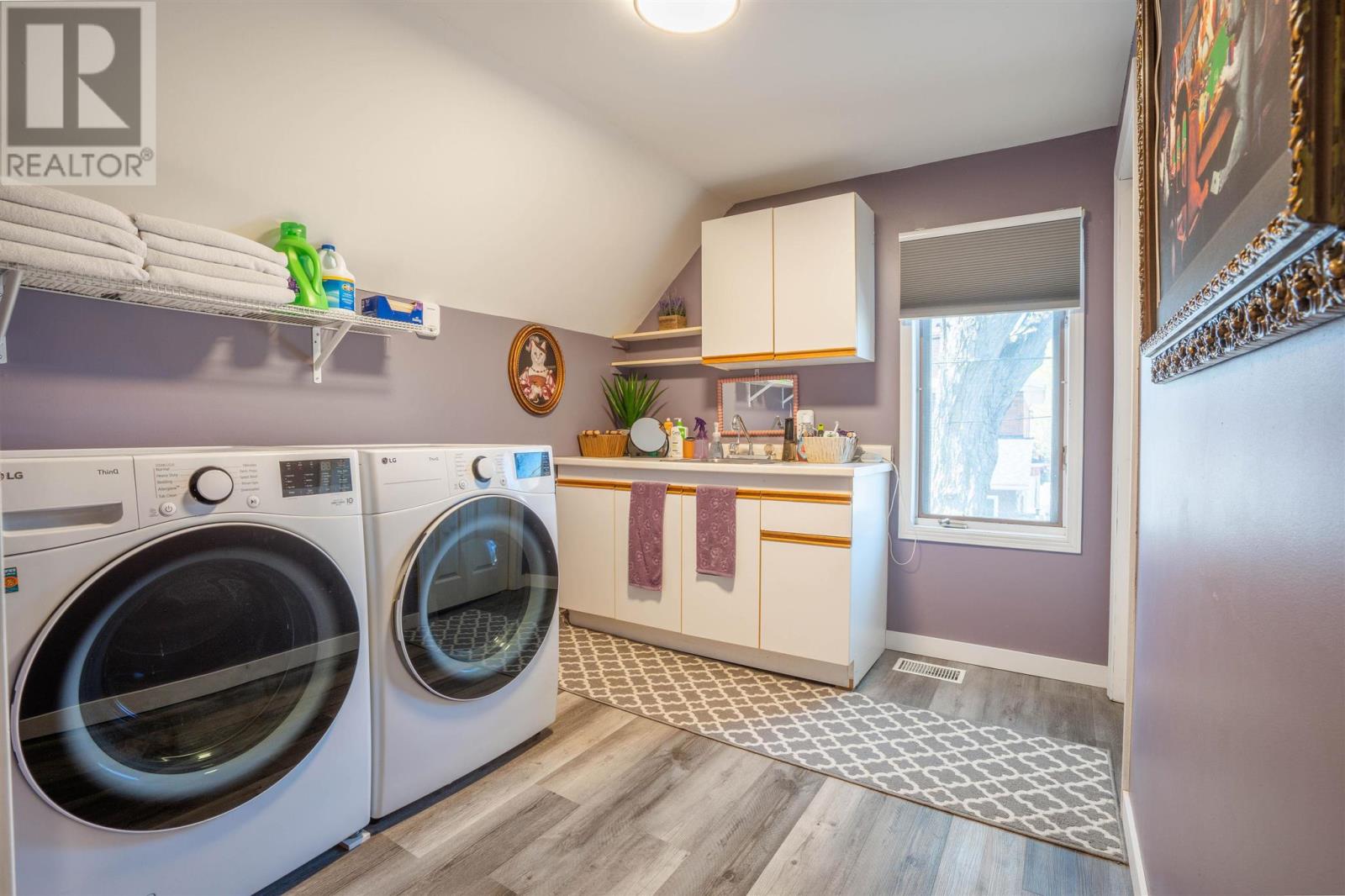 117 Biggings AVE - 24