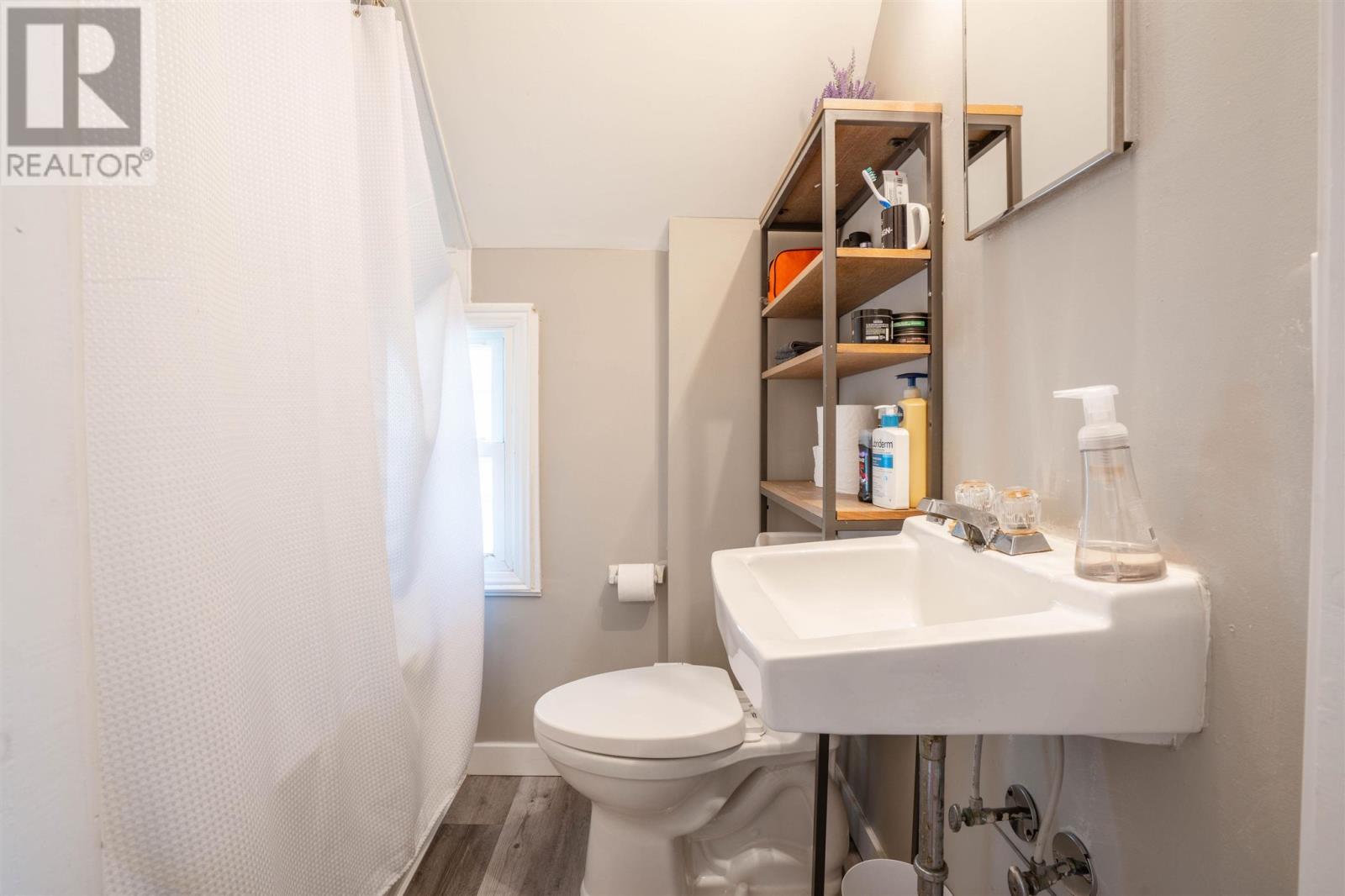 117 Biggings AVE - 25