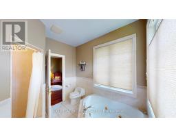 35 Golfview Boulevard, Bradford West Gwillimbury, ON L3Z3Z1 Photo 17