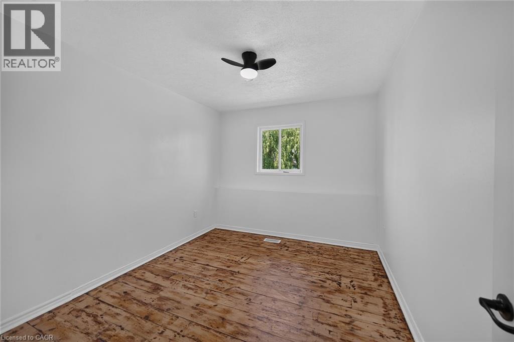 6-bedroom home for sale at 647 BAINS Road, Cayuga ON · photo 31 of 51