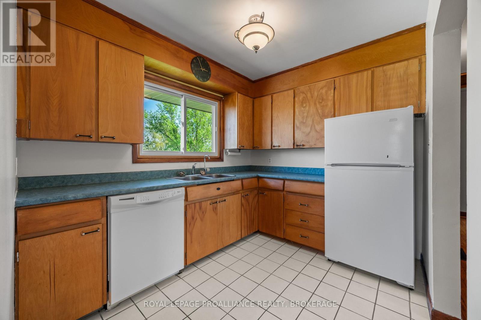 2426 COLE HILL ROAD - 12