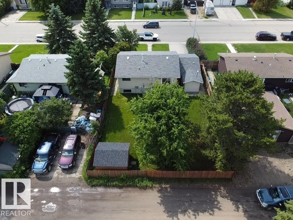 4522 56 AV — photo 21